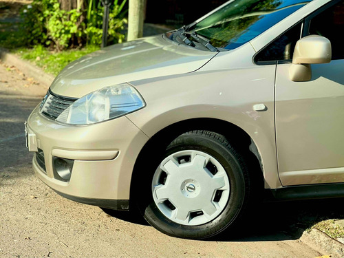Nissan Tiida 1.8 Acenta