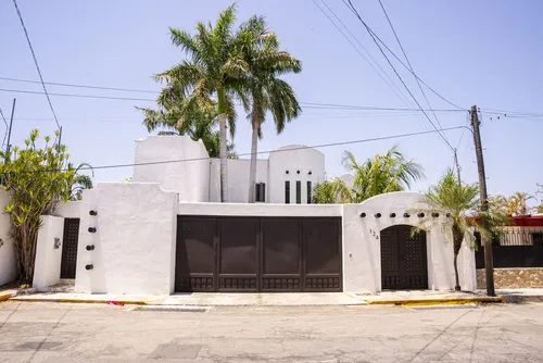 Casa Con Inmejorable Ubicación En Venta En La Colonia Residencial México