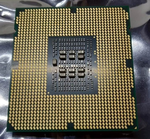 Intel® Xeon® E5-2420 (cache 15 M, 1,90 Ghz, Qpi 7,20 Gt/s)