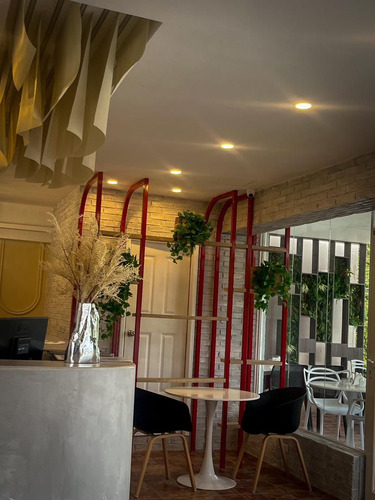 En Venta Fondo De Comercio, Castello Pizzería Y Lounge (sr)