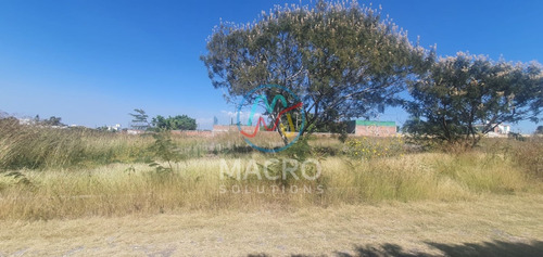 En Venta Terreno Escriturado En Fracc. Tlahuica Con Conexion A Los Servicios En Zona Ya Habitada