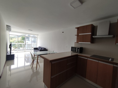 Imagen 3 de 12 de A Estrenar Moderno Apartamento En Alquiler