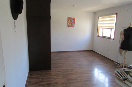 Se Vende Linda Casa, Con Excelente Ubicación Comuna Curacaví