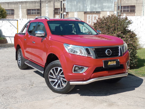 Nissan NP300 2.3 Frontier Le Cd 4x2 Mt