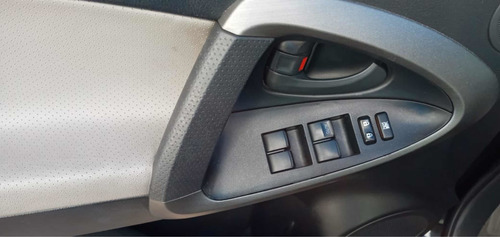 Toyota Rav4 2.4 4x4 At 2012