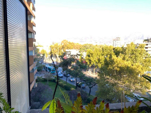 Oportuno Fco Bilbao, Lyon, Plaza La Alcaldesa