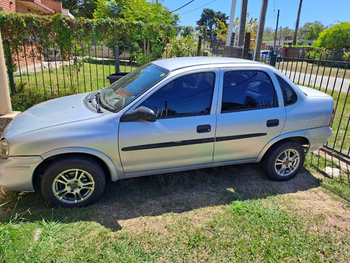 Chevrolet Corsa Año 2005, 4 Puertas, 261.000 Km, Todo Al Dia