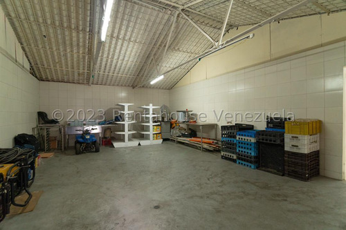 Edificio Comercial En Alquiler En Chacao Cda 25-5274 Yf