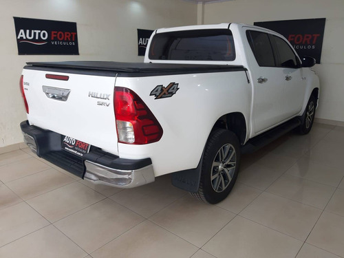 Imagem 6 de 10 de Toyota Hilux 2.8 Srv 4x4 Cd 16v Diesel 4p Automático