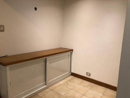 Imagen 6 de 10 de Alquiler De Departamento 3 Ambientes Con Dependencia - Recoleta
