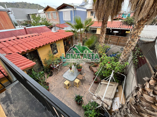 Amplia Casa De 4 Dormitorios Y 1 Baño Comuna De Puente Alto