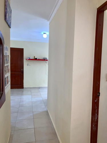 Apartamento En Res. Las Bienaventuranzas Av. Jacobo Majluta Sdn