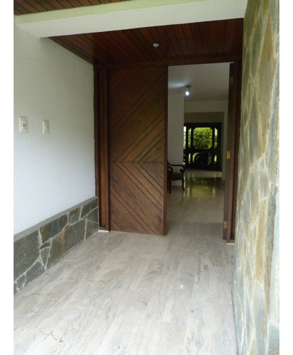 Vendo Casa 550m2 5h+s/5b+s/6p Lagunita Country Club 7178