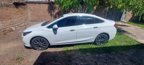 Chevrolet Cruze 1.4 ltz plus at sedan