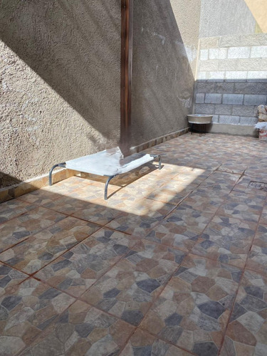 Casa Sola, Amplia ,en Renta, De 2 Niveles,de 2 Recamaras, 2 1/2 Baños, 2 Estacionamientos, Terraza Con Pérgola, Amenidades, Fraccionamiento Real Madeira Fase Iv, Pachuca De Soto, Hidalgo