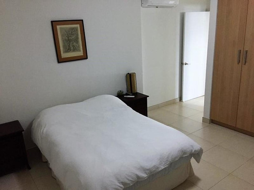 Imagen 8 de 14 de Venta De Apartamento En Waters On The Bay, Av Balboa 20-3242