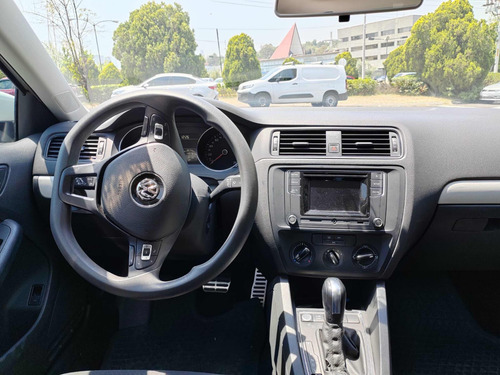 Volkswagen Jetta 2.5 Comfortline Tiptronic At