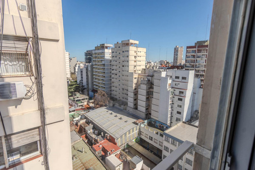 Venta Departamento Flores 3 Ambientes. Vigilancia