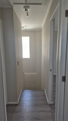 Arriendo Hermosa Casa En Condomino Buin