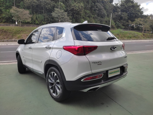 Imagem 6 de 12 de Chery Tiggo 7 1.5 Txs Flex 2020/2021 Automático