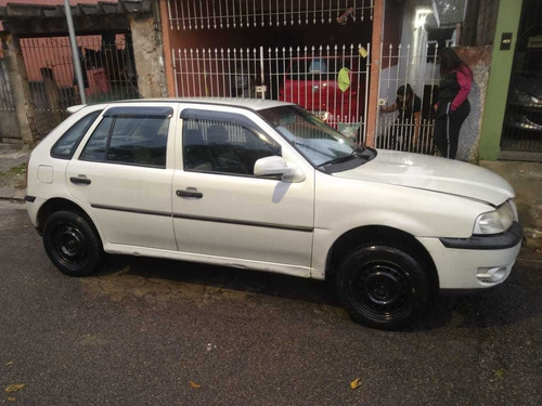 Volkswagen Gol 2000 1.0 16v 5p