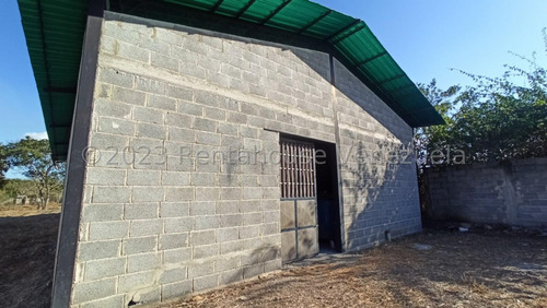Galpones En Venta En El Cuji Barquisimeto Lara -- %%m-c-t%% Cod. 23 Guion 2 3 2 0 0