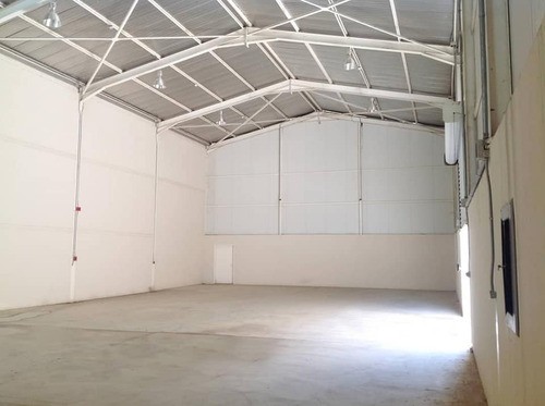 Venta Galpón Zona Industrial Monteserino, San Diego
