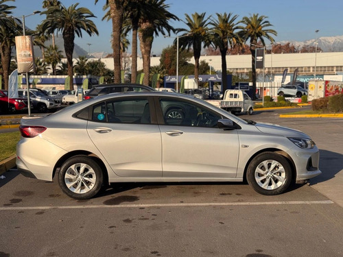 Chevrolet Onix 1.0T LT 4X2 SEDAN MT 4P