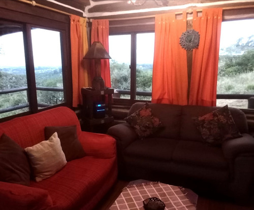 Imagen 14 de 16 de Cabaña Villa Serrana Alquilo Diseño Único, Ubicada En Los Romerillos Con Espectacular Vista Despejada Al Cerro Guazuvirá Y Cerro Del Lagarto, Comodidades Para Hasta 6 Personas.