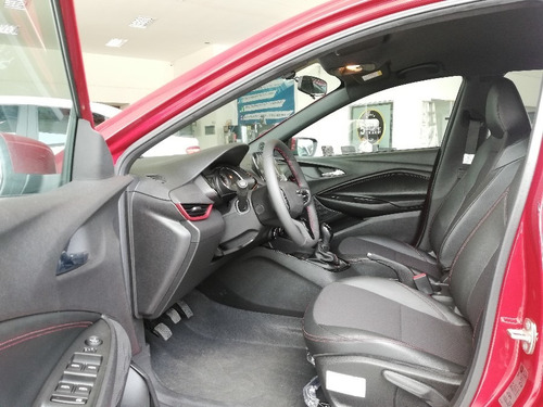 Chevrolet Onix Turbo Rs