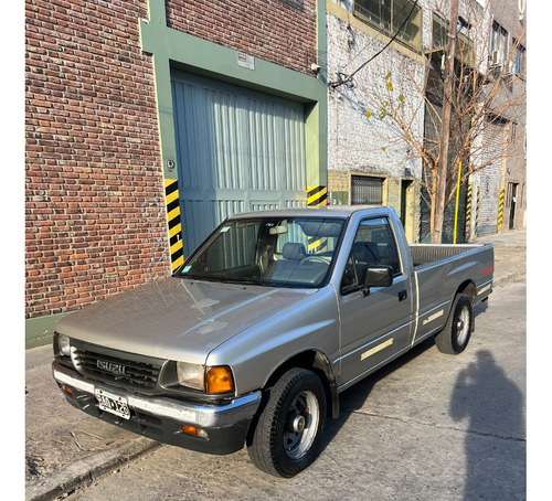 Isuzu Pick Up 2.5 Aa D/c 4x2