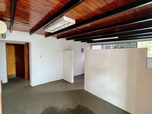 Imagen 6 de 24 de Casa Comercial En Venta 220m2 C Y 348m2 T Los Palos Grandes