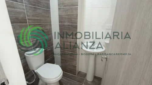 Local En Arriendo En Parnaso. Cod A16565