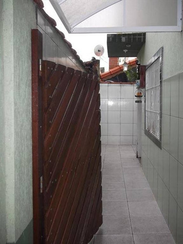 Imagem 17 de 24 de Casa, 2 Dorms Com 68 M² - Vila Voturua - São Vicente - Ref.: Hm1367 - Hm1367
