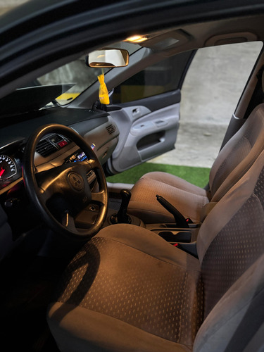 Mitsubishi Lancer Glx 2-1
