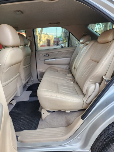 Imagen 6 de 7 de Toyota Sw4 2008 3.0 I Srv 4x4 (2009)