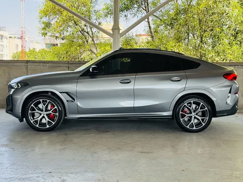 BMW X6 4.4 V8 M60I