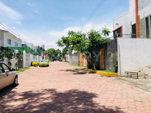 Casa Nueva En Venta, Fracc. Altos De Oaxtepec, Morelos, Renders