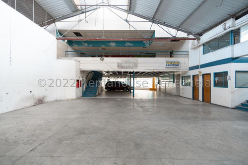 Imagen 3 de 21 de Lmgc Vende Galpon De 4400 Mtrs Techados En Boleita Norte