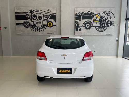 Chevrolet Onix ONIX HATCH LS 1.0 8V FLEXPOWER 5P MEC.