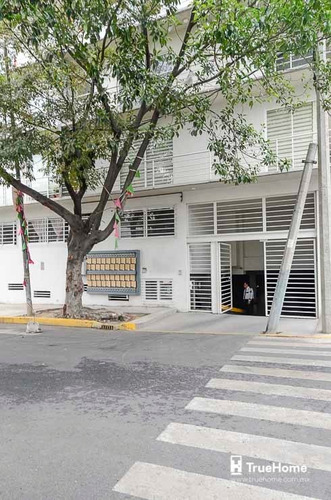Imagen 21 de 21 de Bernardo Couto Algarín