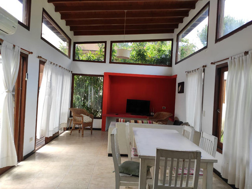 Venta En Block De 2 Casas En Espectacular Lote De 726 M2 ? 170 M2 Cubiertos Totales
