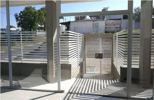 Imagen 15 de 20 de Departamento De 1 Dormitorio Con Cochera Y Balcón. Vista Al Río
