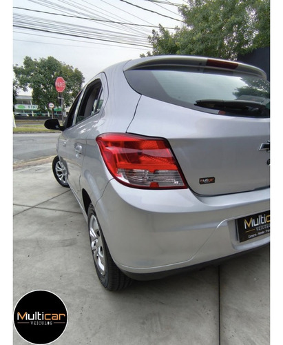 Chevrolet Onix 1.0 MPFI LT 8V FLEX 4P MANUAL