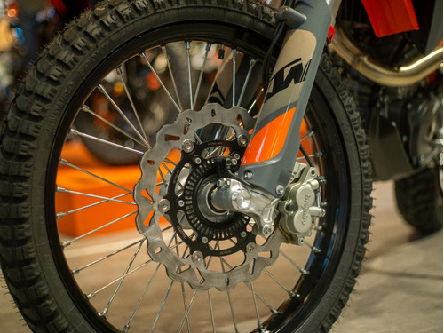 Imagen 10 de 25 de Ktm 690 R Enduro Unidades Disponibles