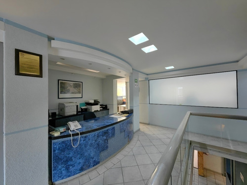 Casa Con Uso De Suelo Para Oficinas En Col. Acacias