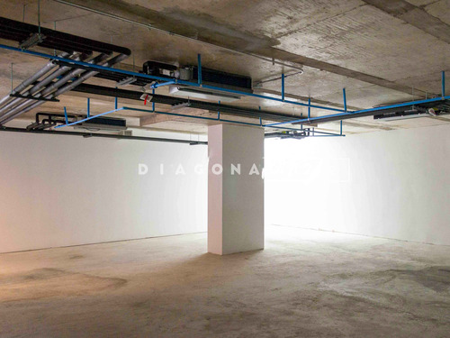 Local Comercial En Arriendo En Providencia