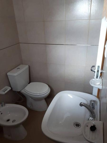 Imagen 3 de 4 de Vendo Hermoso Departamento En Crespo Al 3900