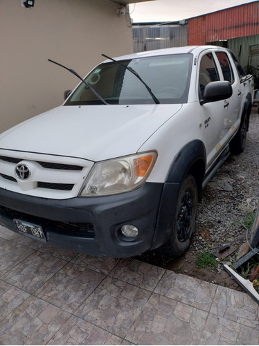 Toyota Hilux 2.5 Dx Cab Doble 4x4 (2009)