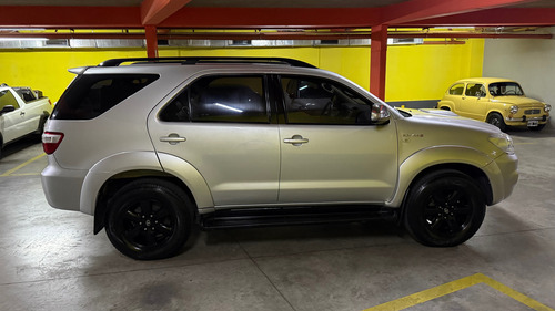 Toyota Hilux SW4 3.0 I Srv At C/cuero 4x4 (2009)